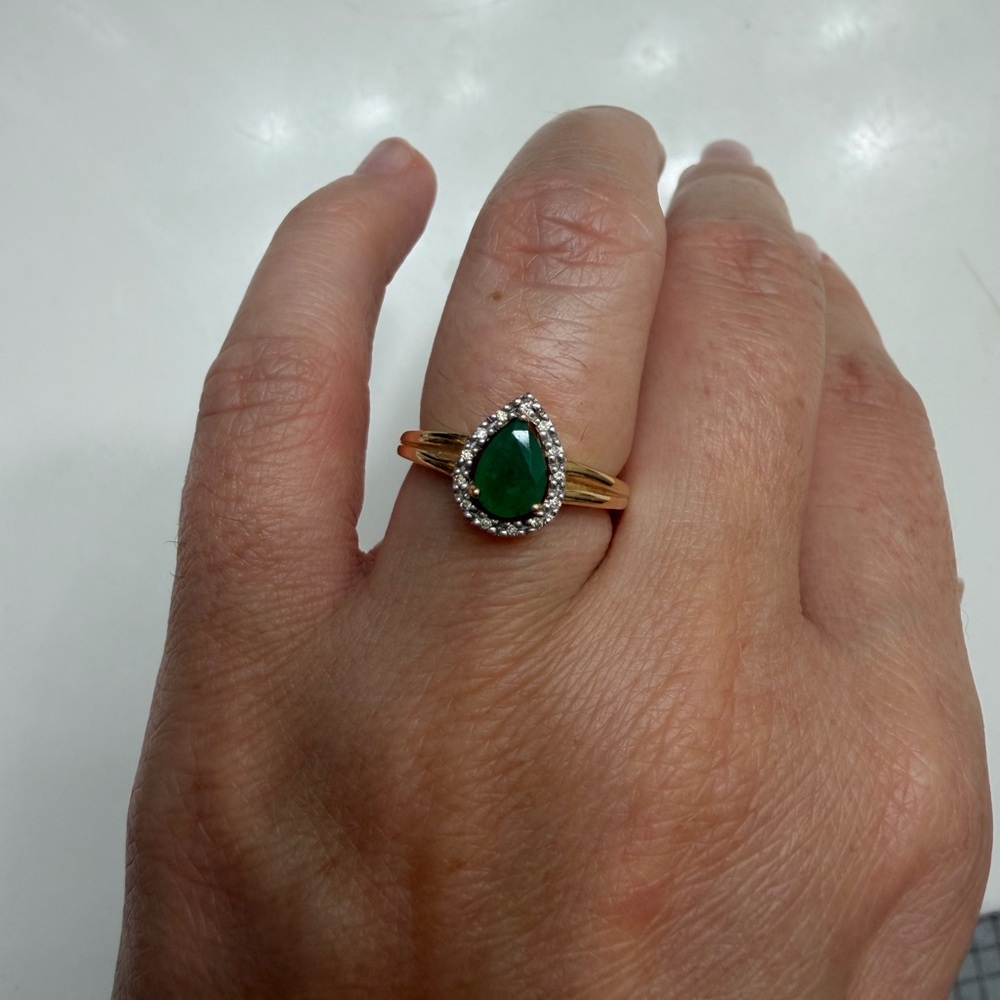 SOLD Gold Ring with real Emerald
